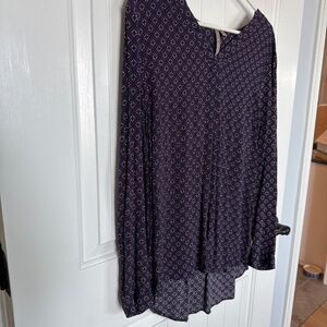 Brina & Em long sleeve V-neck blouse